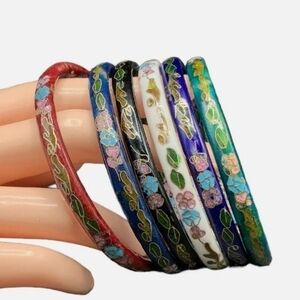 Elegant Floral Enamel Bangle Set - Multicolor